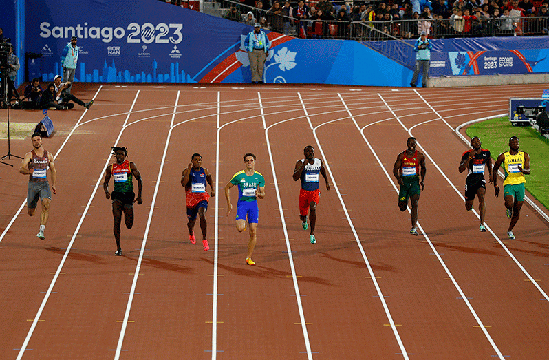 Emanuel Archibald (third from right) placed eighth in the Men’s 200m final (PHOTO: Pan Am Sport)