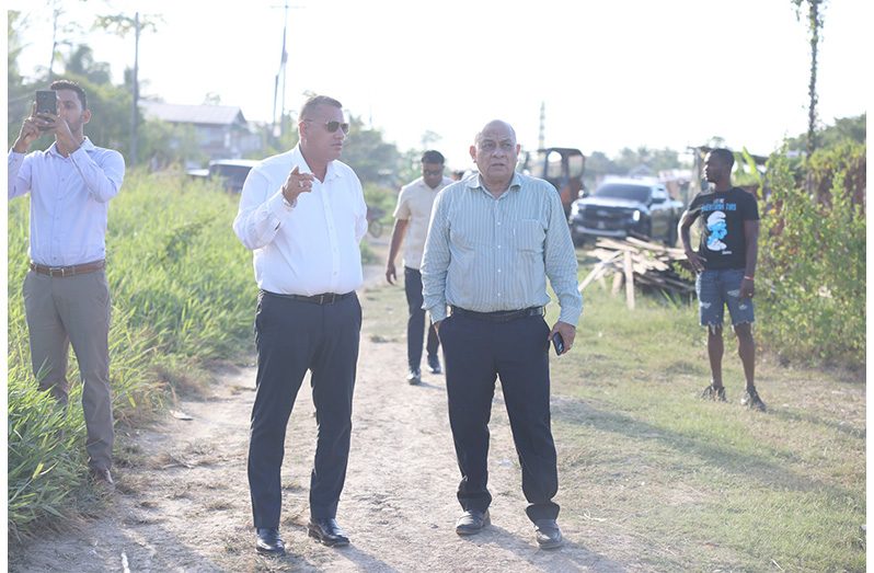 Minister of Housing, Collin Croal and his team emphasised that the area falls within a zero-tolerance squatting zone because of its proximity to critical aviation operations