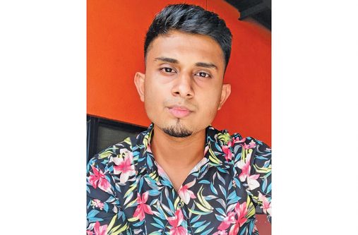 Guyanese Artist Roberto Teekah