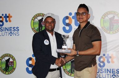 Avinash Persaud (left) is now an 11-time champion.
