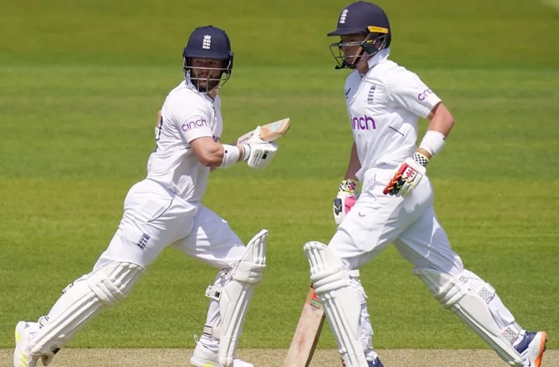 Ben Duckett and Ollie Pope take a run  •  PA Photos/Getty Images