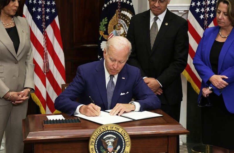 President Biden signs Executive Order on safeguarding abortion access (Photo credit: Alex Wong)