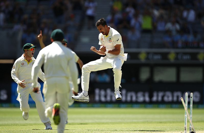 Mitchell Starc removed KL Rahul in the first over of India's chase... ©Getty Images