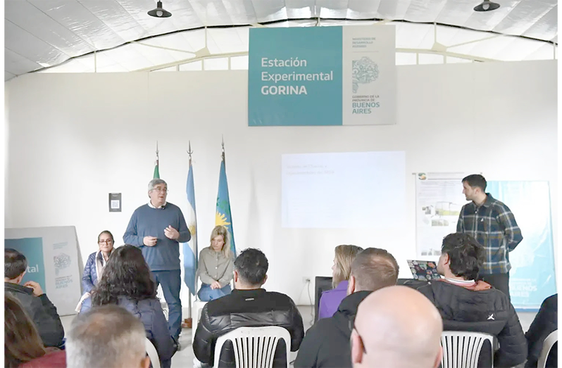 Brazilian delegation conducted a technical visit to the Gorina Experimental Station of the Ministry of Agricultural Development in the province of Buenos Aires, where they gained insight into research and field work related to bioinput use