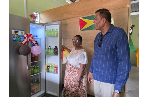 Director General of the Ministry of Agriculture, Madanlall Ramraj, in the bakery