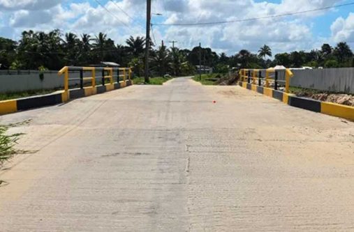 Minister of Public Works, Bishop Juan Edghill has announced plans to construct a bridge over the Makouria Creek, promising improved access between Parika and hinterland regions