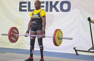 Franklyn Brisport-Luke powering to a 157.5kg classic deadlift on Thursday