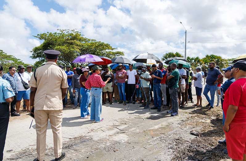 Contractors were warned that any burning of vegetation at Le Repentir Cemetery will result in their immediate dismissal