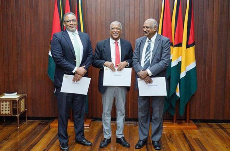 From left: Senior Counsel Godfrey Smith; the CoI’s Chairman, Stanley John and former Chancellor, Carl Singh