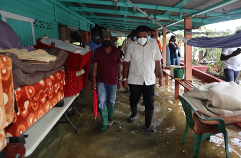 Minister of Agriculture, Zulfikar Mustapha, visiting affected areas in Canal Number One Polder (DPI photo)