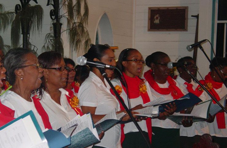 Members of the Woodside Choir performing