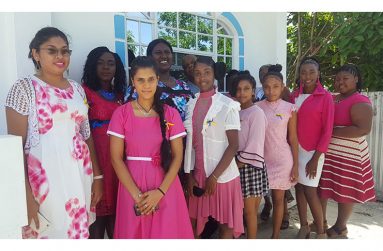 The ladies with one lone male that successfully graduated from the catering class