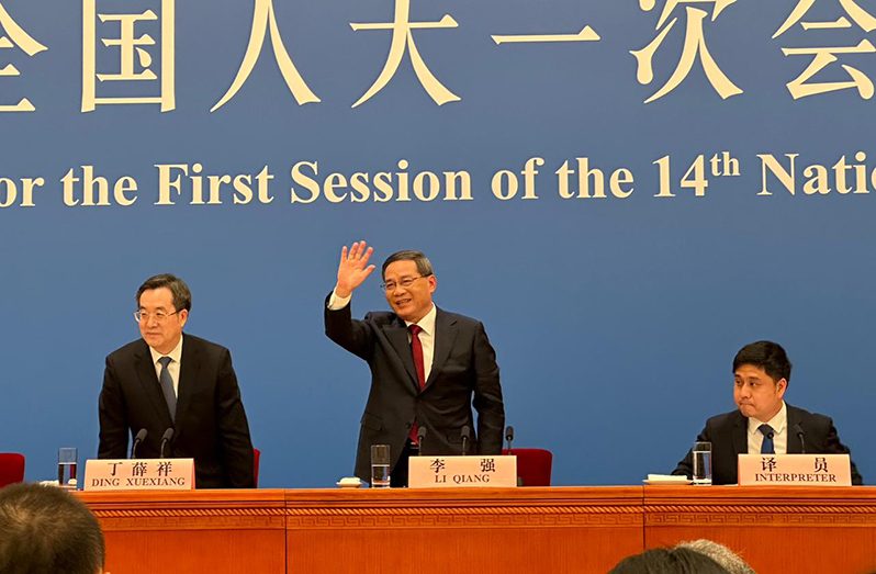 Premier of the State Council of the People’s Republic of China, Li Qiang (centre)