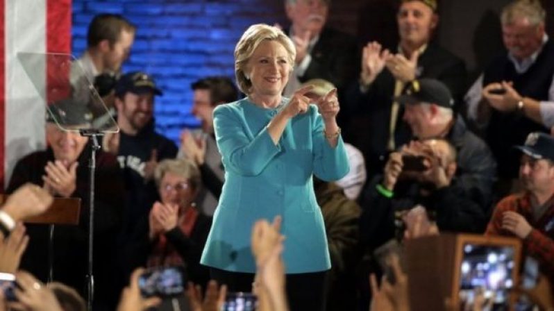 Hillary Clinton will hold a star-studded rally on Monday evening