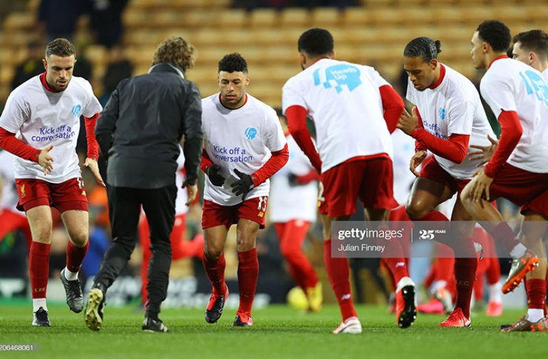 Liverpool players warm up prior to the PL match against Norwich City at Carrow Road on February 15, 2020 in Norwich, United Kingdom. (Photo by Julian Finney/Getty Images)