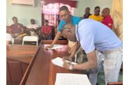 A total of 67 contracts were signed by small contractors from Bartica, Region Seven, for the cleaning of drains, culverts, and road shoulders as part of ongoing efforts to mitigate flooding across the region