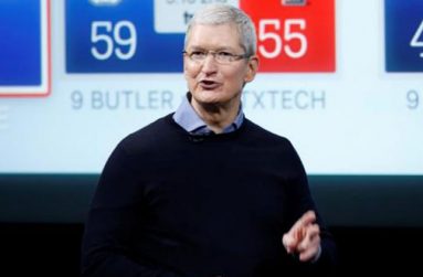 Apple CEO Tim Cook speaks about the Apple TV during an event at Apple headquarters in Cupertino, California March 21, 2016. REUTERS/STEPHAN LAM