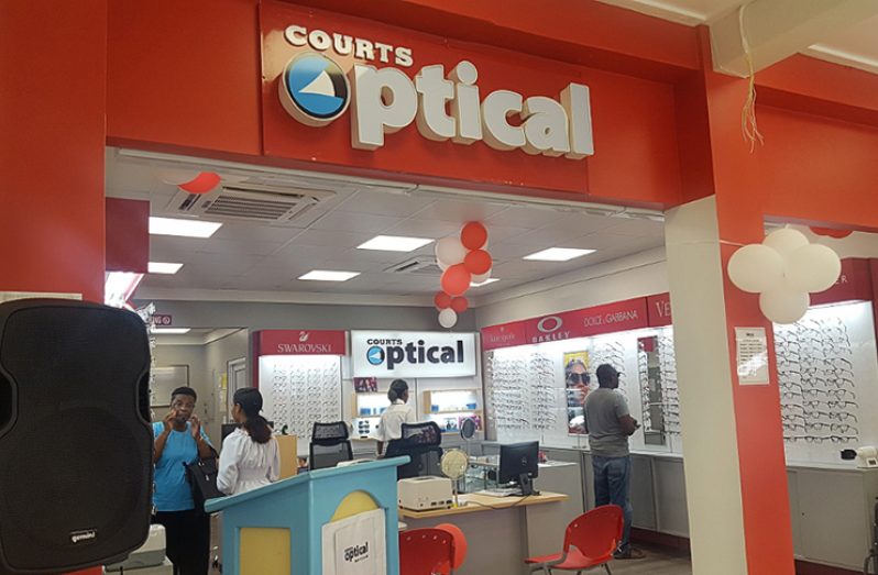 Courts Optical opens Richmond Branch, Region Two