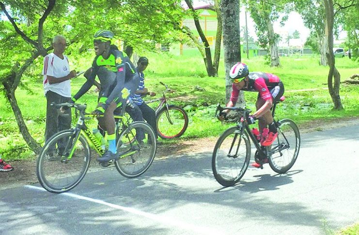 Romello Crawford betters Geron Williams by a bike length to take the spoils at the 2017 edition