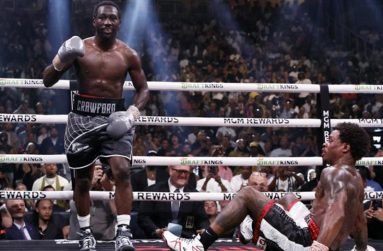 Terence Crawford extended his undefeated record to 40 fights