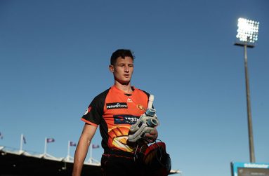 Cameron Bancroft walks on the field before his return to Australian cricket, Hobart Hurricanes v Perth Scorchers, BBL 2018-19, Launceston, December 30, 2018