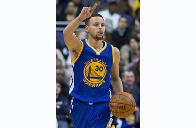 Steph Curry scored six of the Golden State Warriors' 13 three-pointers against the Boston Celtics.