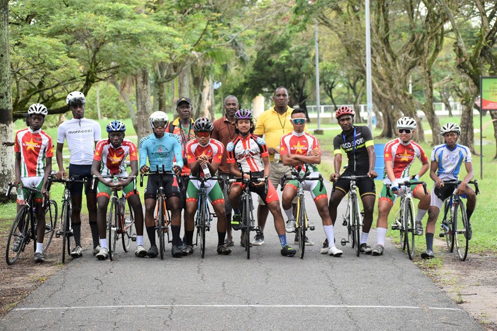 The cyclists took a photo-op before the race began