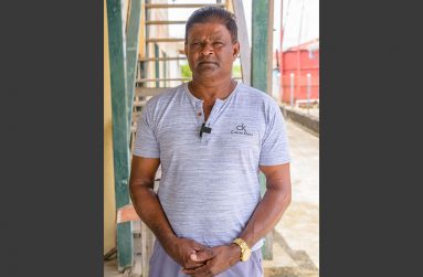 Satnarine Singh (Delano Williams photos)
