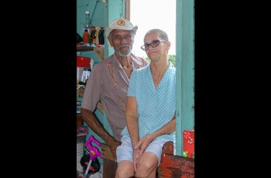 Mr and Mrs Stephen and Shelley Cornelius (Delano Williams photos)