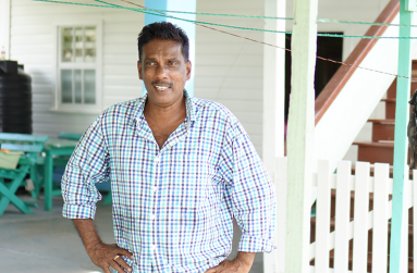 Inderjeet
Persaud
(Carl Croker
photos)