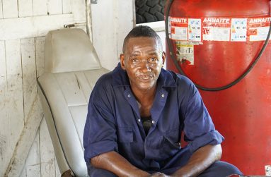 Melchior Hinds