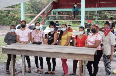 Tigerbone Banakari Community Service Officers (Carl Croker photos)