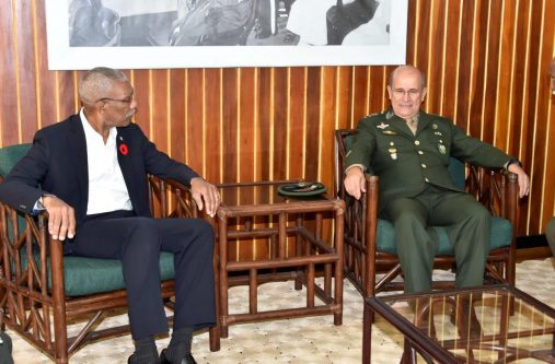 President David Granger engaging the Military Commander of the North of the Brazilian Armed Forces,  General Carlos Alberto Neiva Barcellos, during their meeting, this morning,  at the Ministry of the Presidency.