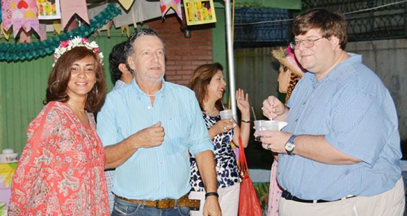 U.S. Deputy Head of Mission Bryan Hunt interacts with Brazilian Ambassador and wife, Mr and Mrs Lineu Pupo De Paula