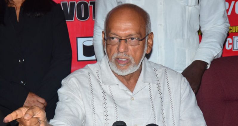 President Donald Ramotar addressing media operatives