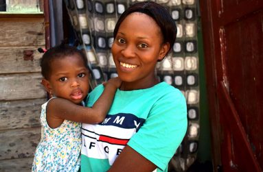 Dewan Mingo and her daughter, Keizana Johnson