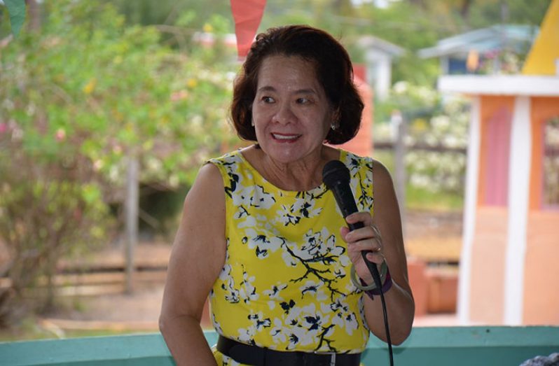 First Lady, Mrs. Sandra Granger speaking to the
women at the final Self-Reliance and Success in
Business Workshop for 2016 at the Blairmont Hindu
Temple, West Coast Berbice
