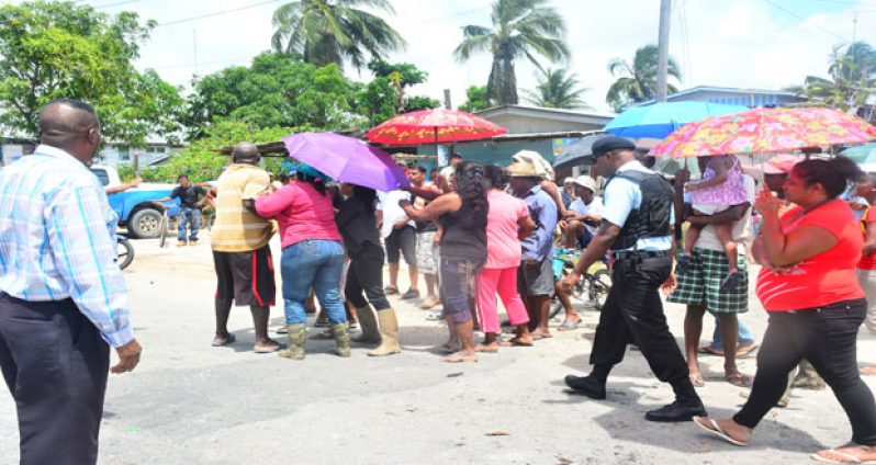 Disgruntled persons involved in a confrontation with a passerby