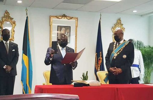 Prime Minister Phillip Davis taking the oath of office