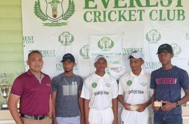 From left: V-Net’s CEO, Safraz Sheriffudeen, Devon Ramratan, Varindra Pooran, Nazaam Mohamed, and Gladwin Henry at the Everest Cricket Club