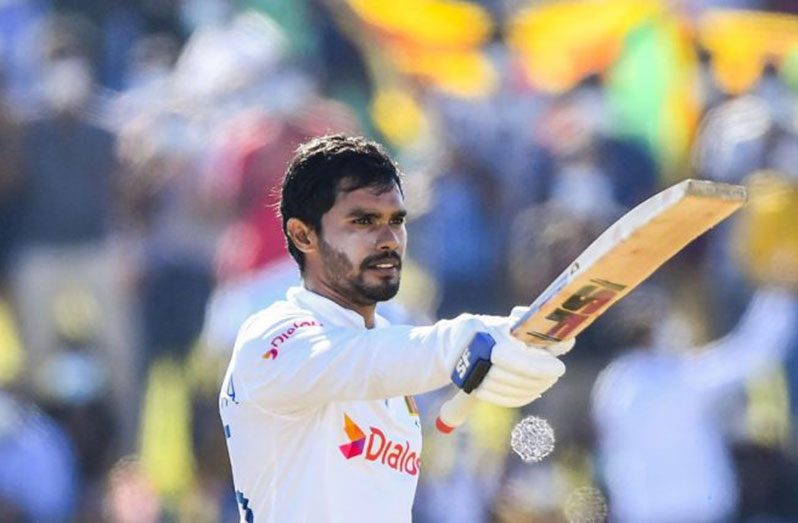 Dhananjaya de Silva acknowledges the applause for his eighth Test hundred (Photo: AFP via Getty Images)