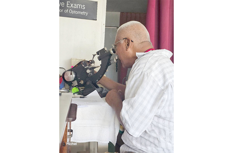Dr Don Gomes is himself as an optometrist