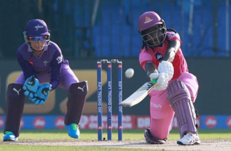 Deandra Dottin hits out during her unbeaten 29 for Trailblazers.