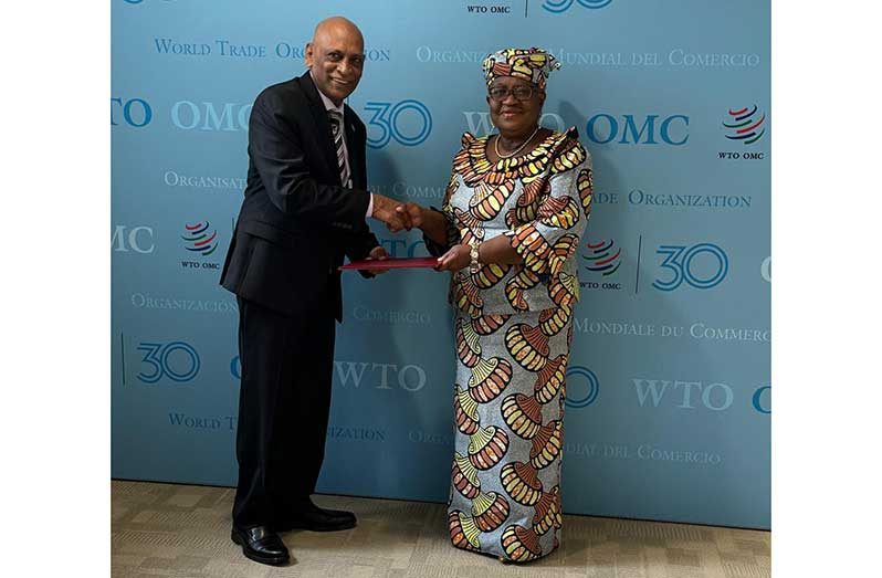 Dr. Leslie Satruken Ramsammy, on Wednesday, formally presented his letter of credence to Her Excellency Dr. Ngozi Okonjo-Iweala, WTO Director-General