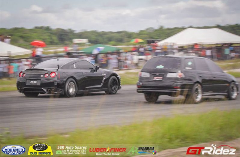Team Mohamed’s GTR Goliath takes on Shawn Persaud during a recent drag race meet. (GTRidez photo)