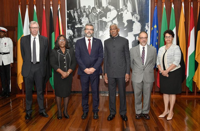President David Granger with His Excellency Fernando Ponz Cantó, Ambassador of the European Union to Guyana (at the center) during the accreditation ceremony. Also photographed (left to right) are: Mr. Philippe Coessens; Minister of Foreign Affairs, Dr. Karen Cummings; Mr. Jorge Janeiro and Director-General of the Ministry of Foreign Affairs, Ambassador Audrey Waddell
(MoTP Photos)
