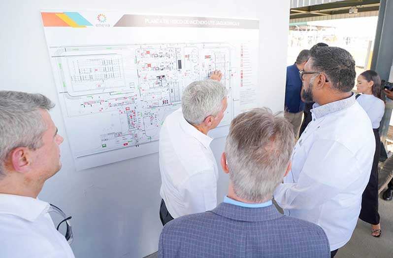 As Guyana advances the construction of its first Gas-to-energy (GtE) plant at Wales, West Bank Demerara (WBD), President Dr Mohamed Irfaan Ali recently conducted a site visit of the Jaguatirica II Thermoelectric Power Plant, a 141-megawatt natural gas-powered facility in Boa Vista, Roraima