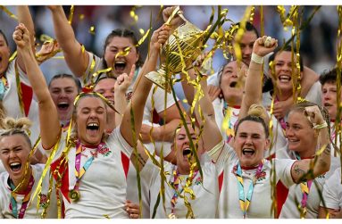 England overpower Canada 33-13 to win Rugby World Cup | RNZ News