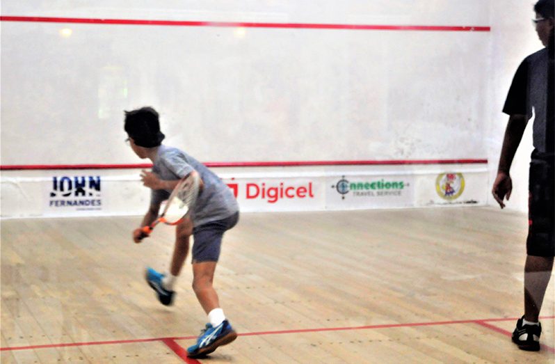 Ethan Bulkan beat Jibril Alli (partly hidden) on Wednesday night (Sean Devers photo)
