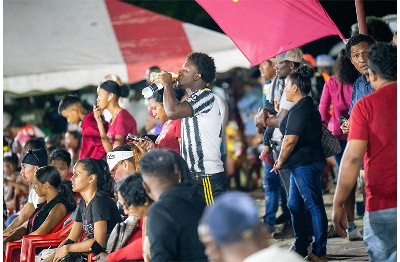 Fans are expected in their numbers on Sunday night
